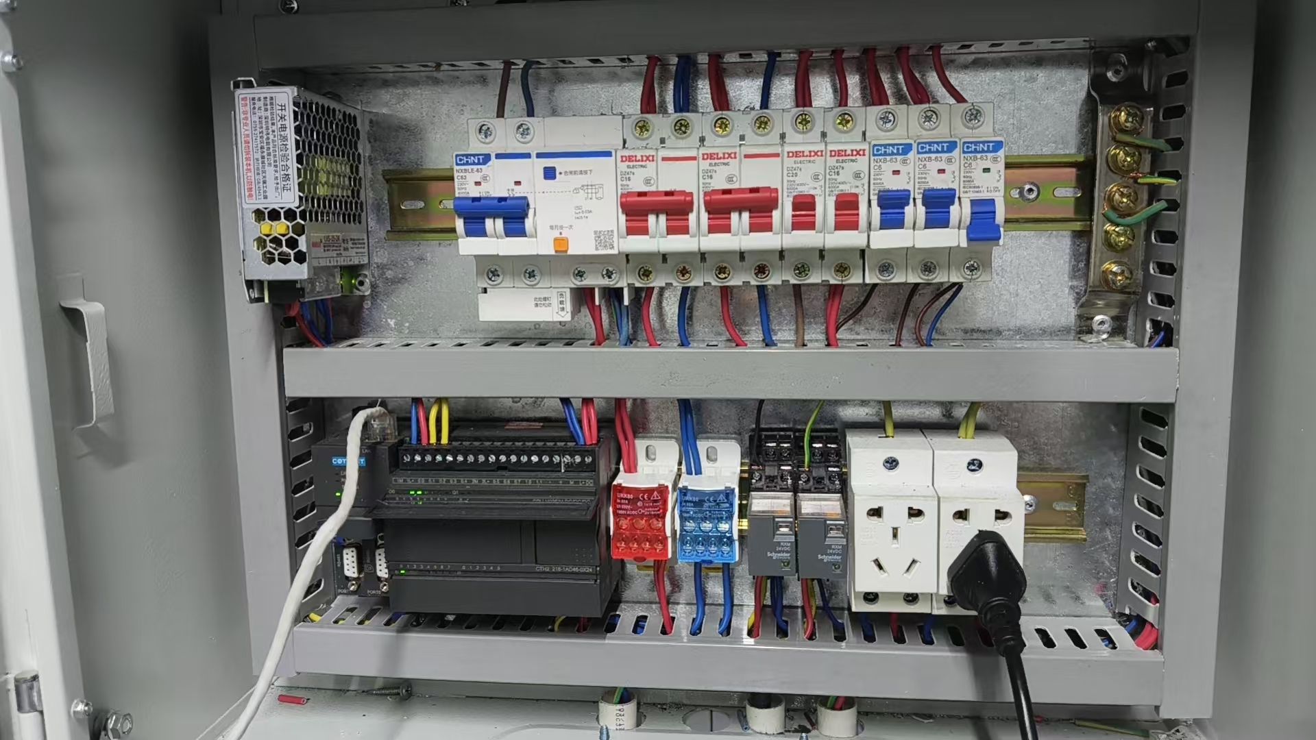 Aluminum Frame Profiles Charging Room